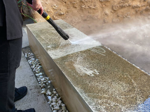 Why Choose Our Certified Pressure Washing Experts for Your Project Needs in Hillsboro, ND?